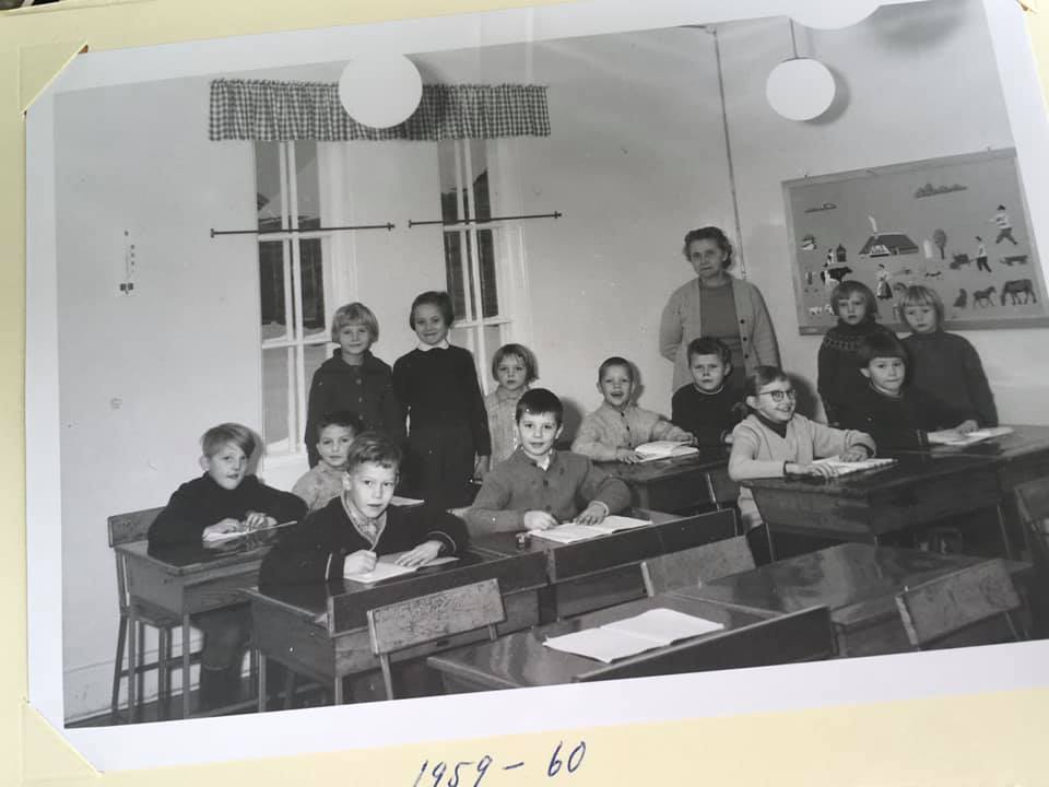 Havsnäs skola klass 1-2 Lilla salen Missionshuset Tora Wahlström 1959-60.jpg